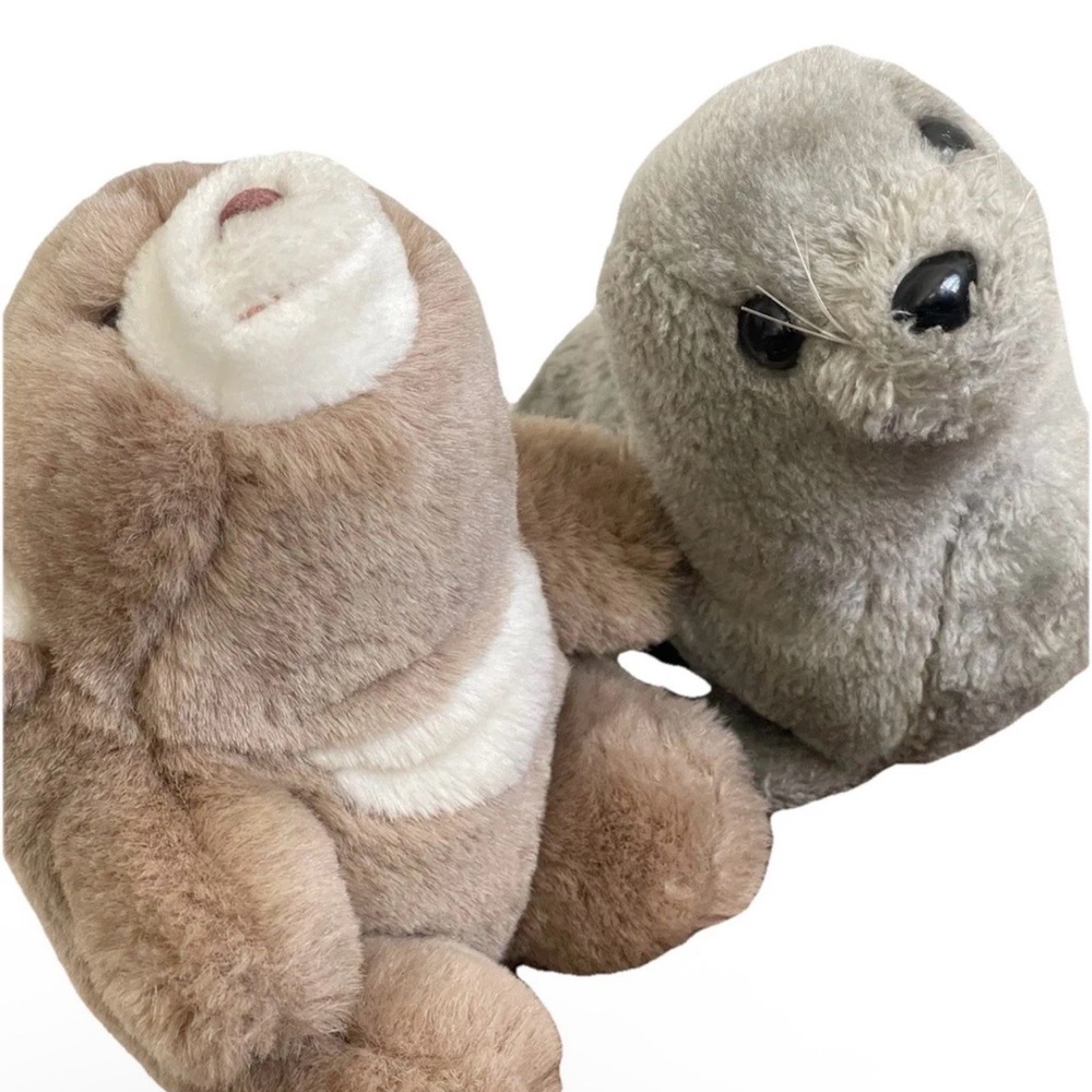 Vintage Plush Bundle Gund Teddy Bear & Dakin Seal Stuffed Animals